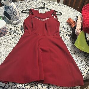 Size one speechless maroon dress